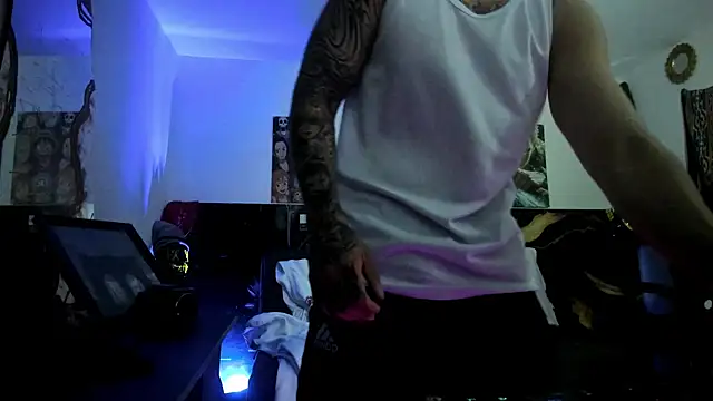 Sisoyalejo420 online show from November 2025 01:27:02 AM