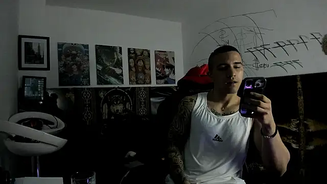 Sisoyalejo420 online show from October 2025 01:54:01 PM