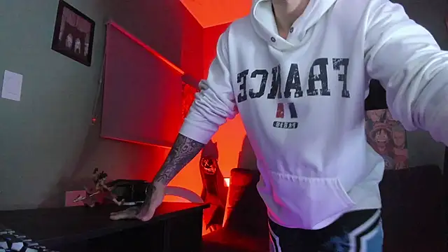 Sisoyalejo420 online show from April 2026 11:33:02 PM