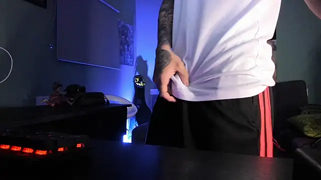 Sisoyalejo420 online show from February 2026 04:02:01 AM