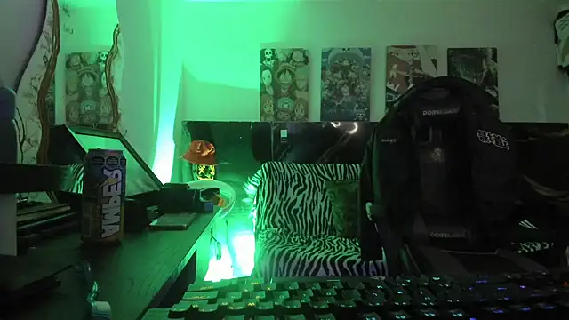 Sisoyalejo420 online show from December 2025 03:19:02 AM