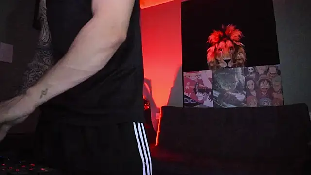 Sisoyalejo420 online show from March 2026 02:27:02 AM