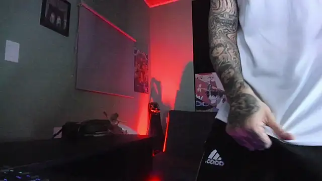 Sisoyalejo420 online show from March 2026 01:06:01 AM