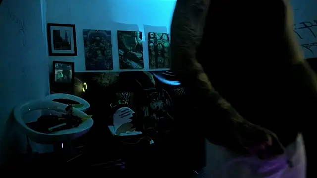 Sisoyalejo420 online show from October 2025 03:00:02 PM