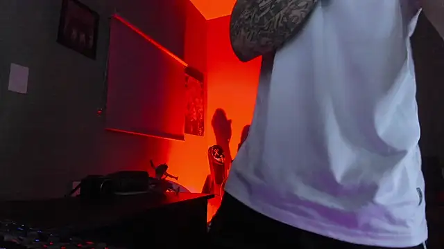 Sisoyalejo420 online show from April 2026 06:52:01 AM