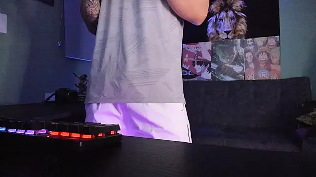 Sisoyalejo420 online show from February 2026 03:19:02 AM