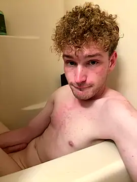 CreamyAustin online show from September 2025 01:08:01 AM