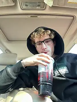 CreamyAustin online show from February 2026 07:24:01 PM
