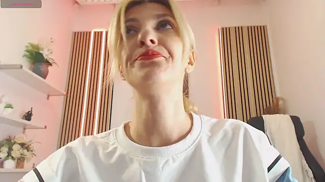 RileyLanna online show from November 2025 04:39:02 AM