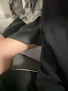 Snapshot of POCARI_SWEAT chatting on February 2026 11:10:01 AM POCARI SWEAT online show from February 2026 11:10:01 AM