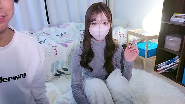 Snapshot of POCARI_SWEAT chatting on December 2025 01:55:01 PM POCARI SWEAT online show from December 2025 01:55:01 PM