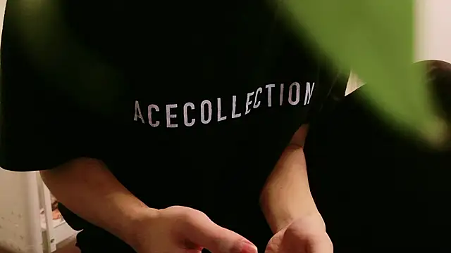 Snapshot of POCARI_SWEAT chatting on February 2026 02:35:02 AM POCARI SWEAT online show from February 2026 02:35:02 AM