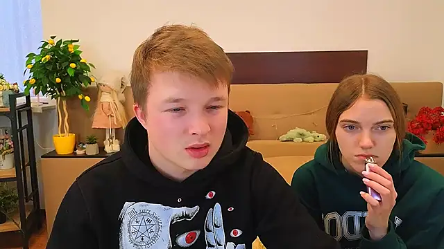 Snapshot of _Olli__Stiw_ chatting on February 2026 08:01:01 AM Olli Stiw online show from February 2026 08:01:01 AM