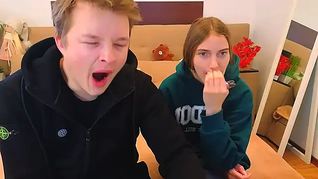 Snapshot of _Olli__Stiw_ chatting on February 2026 07:22:02 AM Olli Stiw online show from February 2026 07:22:02 AM