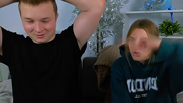 Snapshot of _Olli__Stiw_ chatting on October 2025 08:24:02 AM Olli Stiw online show from October 2025 08:24:02 AM