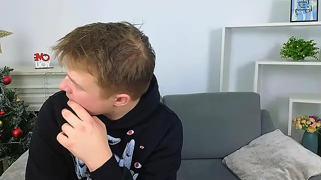 Snapshot of _Olli__Stiw_ chatting on January 2026 09:01:02 AM Olli Stiw online show from January 2026 09:01:02 AM