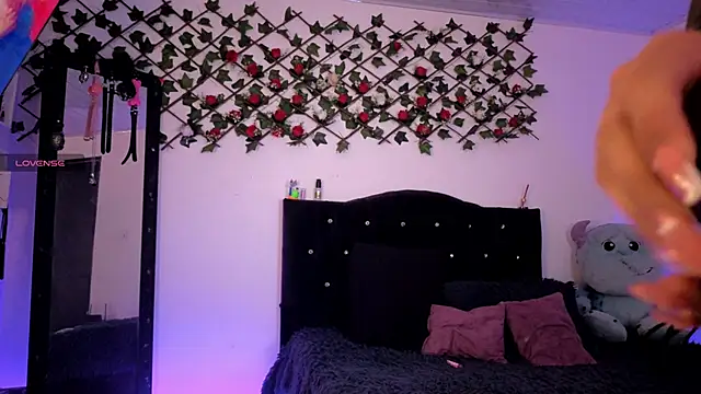 Alaia Asuka online show from April 2026 01:45:01 AM