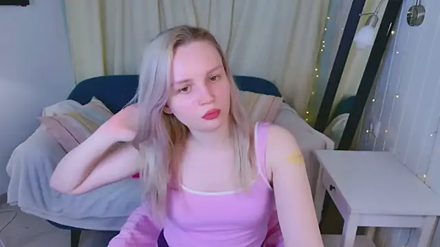 Beatrica Klein online show from March 2026 03:58:01 PM