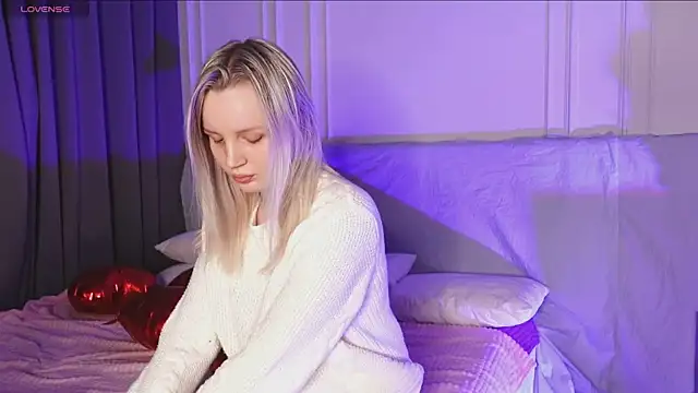 Beatrica Klein online show from February 2025 05:05:02 PM