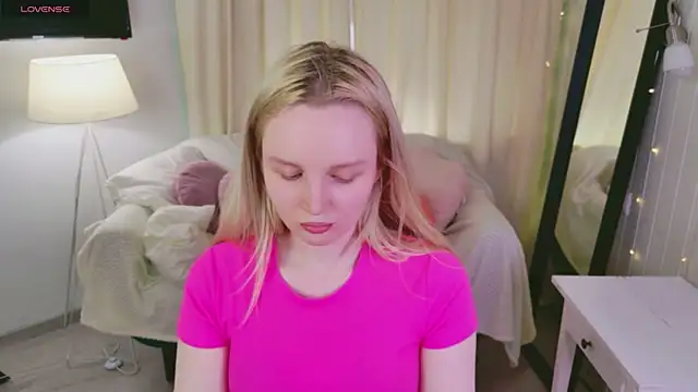Beatrica Klein online show from June 2026 04:07:01 PM