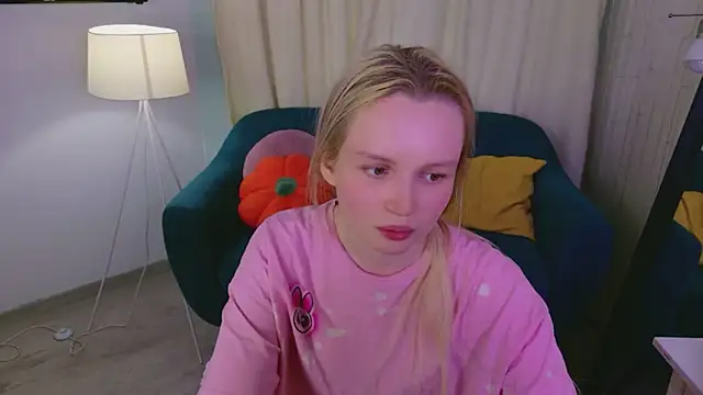 Beatrica Klein online show from June 2026 03:56:01 PM