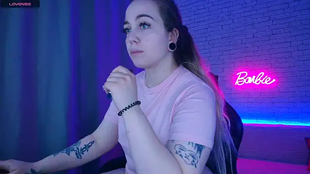 -Stacyy- online show from April 2026 05:09:02 AM