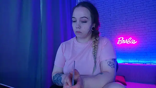Snapshot of -Stacyy- chatting on June 2026 05:24:02 AM -Stacyy- online show from June 2026 05:24:02 AM