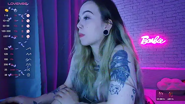 Snapshot of -Stacyy- chatting on October 2025 05:08:02 AM -Stacyy- online show from October 2025 05:08:02 AM