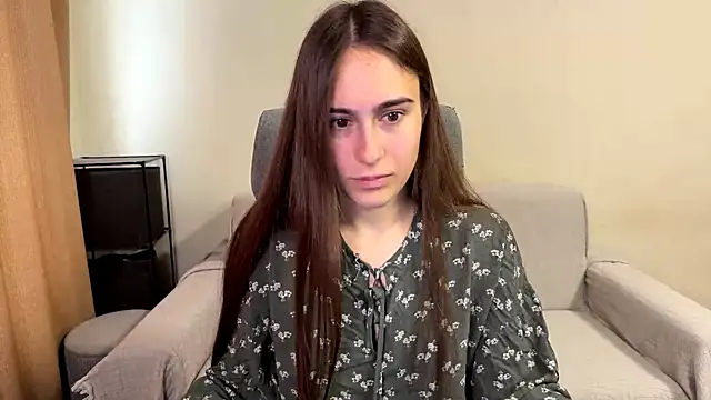 AliceKolltt online show from October 2025 01:24:02 PM