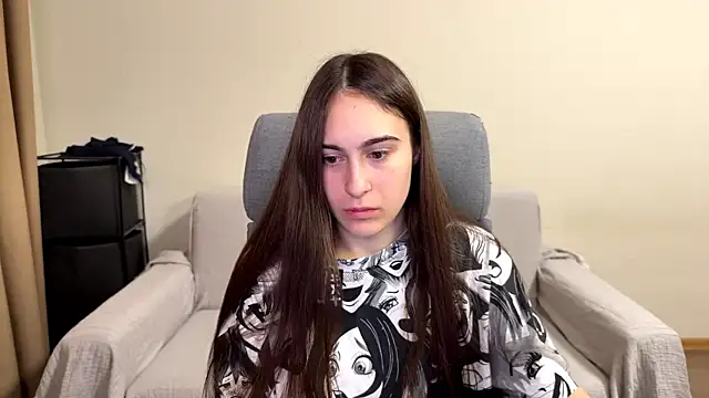Snapshot of AliceKolltt chatting on June 2026 08:21:02 PM AliceKolltt online show from June 2026 08:21:02 PM