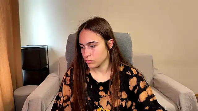 AliceKolltt online show from September 2025 07:59:01 AM
