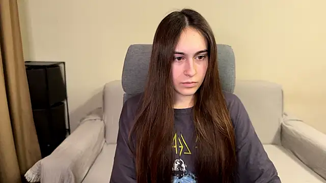 AliceKolltt online show from March 2026 08:26:01 PM