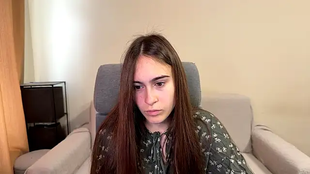 AliceKolltt online show from October 2025 08:16:01 AM