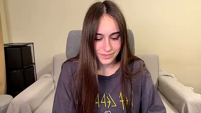 AliceKolltt online show from February 2026 08:17:01 PM