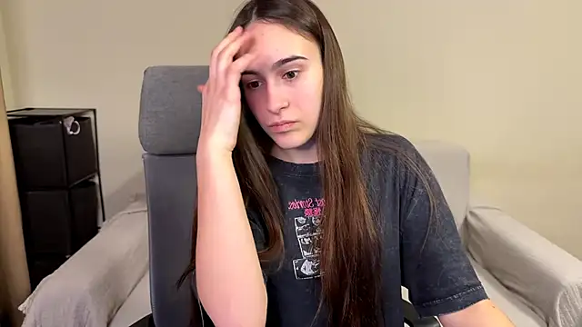 AliceKolltt online show from March 2026 08:46:02 PM