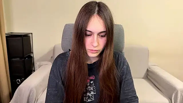 AliceKolltt online show from March 2026 10:14:01 PM