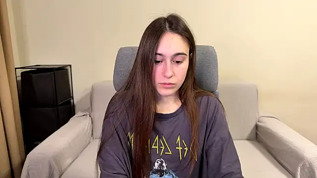 AliceKolltt online show from March 2026 08:43:01 PM