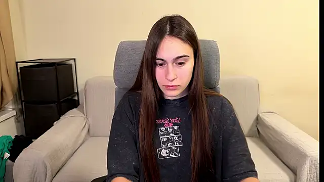 AliceKolltt online show from February 2026 11:46:02 PM