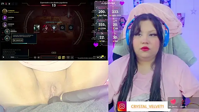 crystal7u7 online show from November 2025 08:46:01 PM