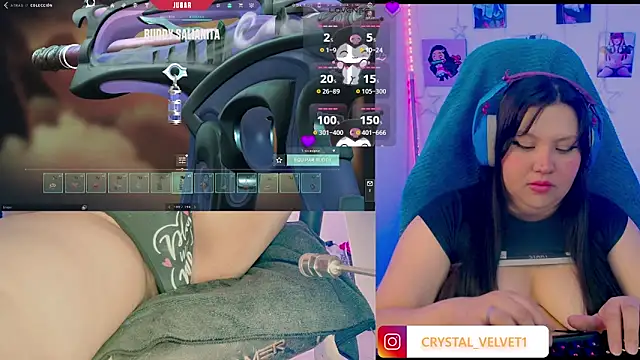 crystal7u7 online show from October 2025 12:08:01 PM