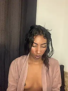 talitasilvx online show from February 2026 01:46:02 PM