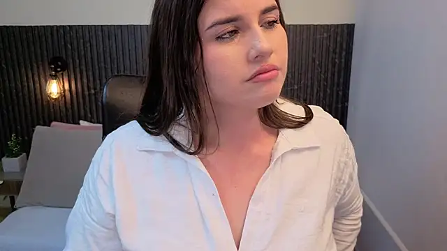 Aabby lee online show from March 2026 07:37:01 PM