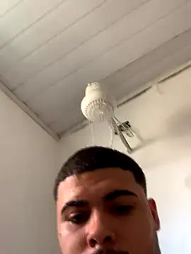 Snapshot of Casal_Safado_ chatting on October 2025 05:34:02 PM Casal Safado  online show from October 2025 05:34:02 PM