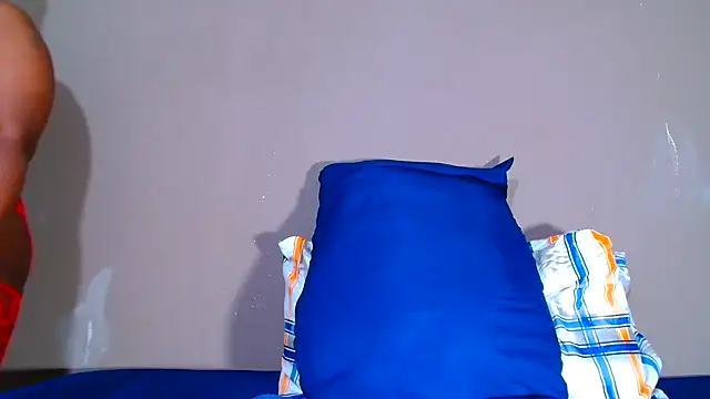 BERNINIBLUSHX89 online show from April 2026 08:34:01 PM