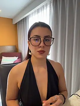 EmaSaenz online show from May 2026 09:43:02 PM