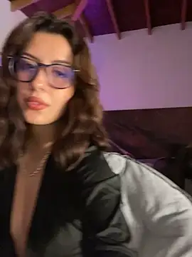 EmaSaenz online show from January 2025 11:34:02 PM