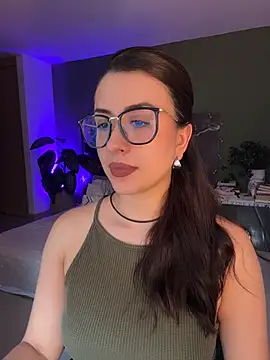 EmaSaenz online show from July 2026 11:01:01 PM