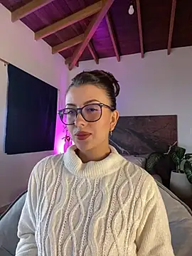 EmaSaenz online show from February 2025 09:50:02 PM