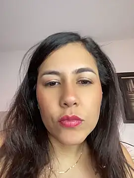 manuela star online show from May 2026 01:41:01 PM