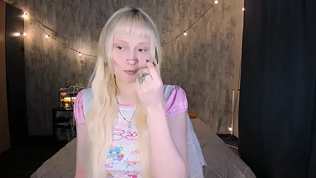 MariaMango online show from December 2025 04:51:02 AM